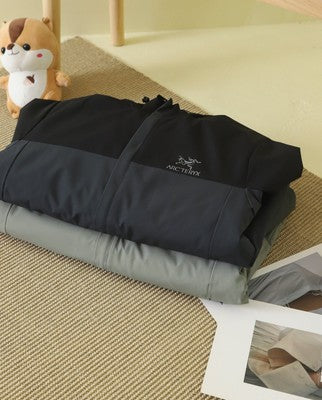 see description size L-4XL ARC'TERYX hard shell water windproof hooded jacket