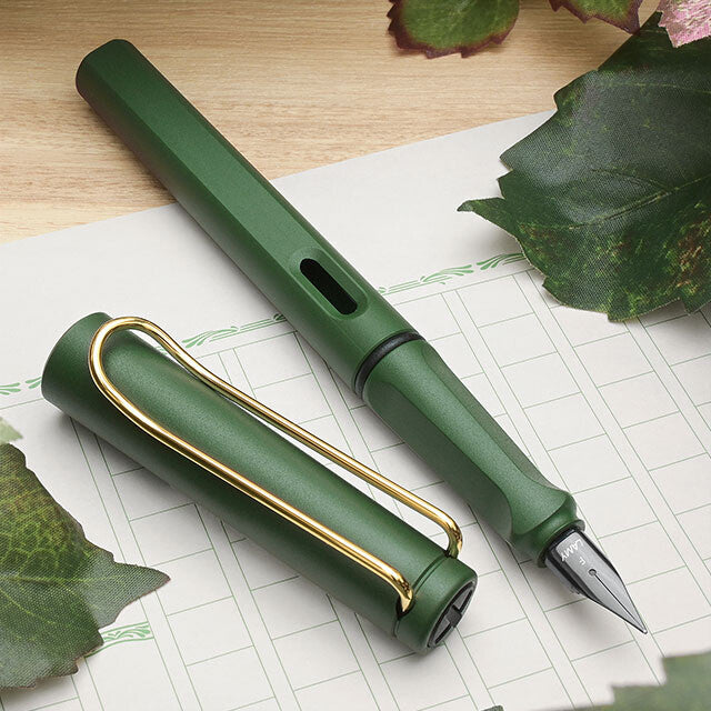 bargain price LAMY safari field green gold clip fountain pen EF,F,M