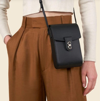 CAFUNE Trunk BoxMini bag for 　women　BlackLeather　With strap