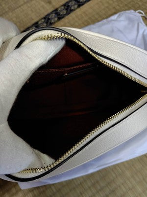 COACH CC790 Jamie Crossbody Bag White Dancing Kitten Cat Print Gold Chain