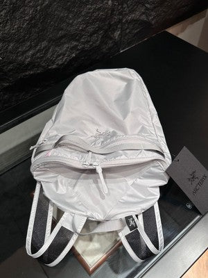 ARC'TERYX Backpack HELIAD 15L Daypack outdoor Nylon, polyester White