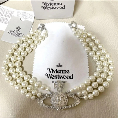 Vivienne Westwood necklace, triple pearl choker, silver, total length 38cm