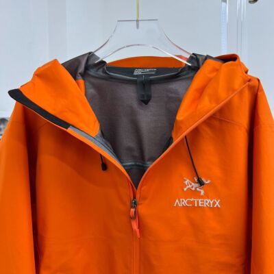 check description size S-XXL ARC'TERYX BETA LT GORE-TEX waterproof jacket Orange