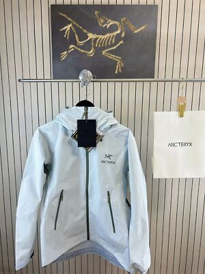 see description size L-XL ARC'TERYX Beta LT Jacket GORE-TEX Beta Jacket Parka