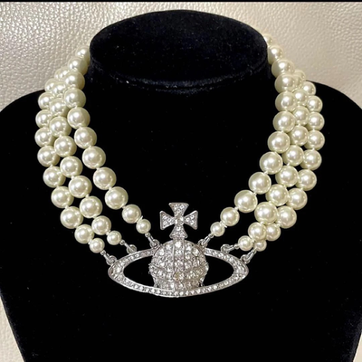 Vivienne Westwood necklace, triple pearl choker, silver, total length 38cm