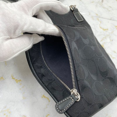 Coach Shoulder Bag Crossbody Women's Signature Pattern Black Leather Zip bag