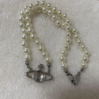 Vivienne Westwood Mini Bus Relief Pearl Necklace Choker New Silver Box included