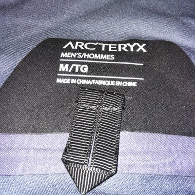 check description size S-XXL ARC’TERYX BEAMS GORE TEX BETA JACKET rain wind