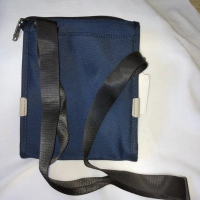 tumi Alpha 3 Shoulder  Bag outlet Tumi Pocket Bag Small 2203110 Navy Blue Beige