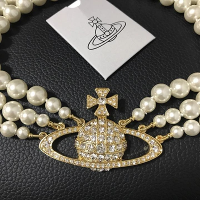 Vivienne Westwood Necklace Triple Pearl Choker Gold Accessories Box included