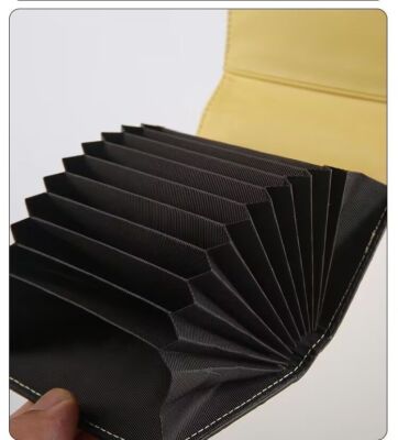 see description chose 3colors Vivienne Westwood Bi-fold Tri-fold Wallet Clasp