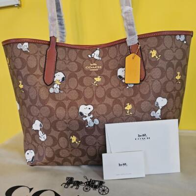 Coach Peanuts Snoopy CF166 Tote Bag Signature Canvas Khaki Redwood Multi