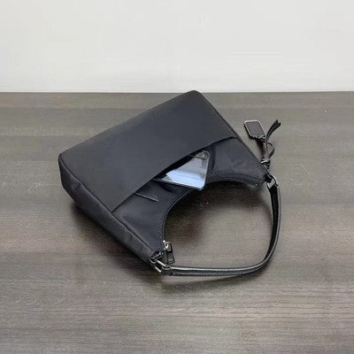 tumi VOYAGEUR Adelaide Hobo Crossbody bag 196610 shoulder bag