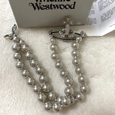 Vivienne Westwood Orb Motif Choker Necklace Gray Pearl Silver Box included
