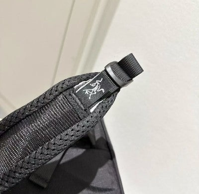 ARC'TERYX ARCTERYX HELIAD 10L SHOULDER Tote bag Shoulder bag Black