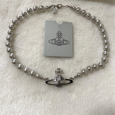 Vivienne Westwood Orb Motif Choker Necklace Gray Pearl Silver Box included
