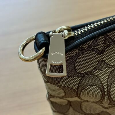 Coach Signature Satchel Handbag Mahogany Brown Zip bag Leather Women's