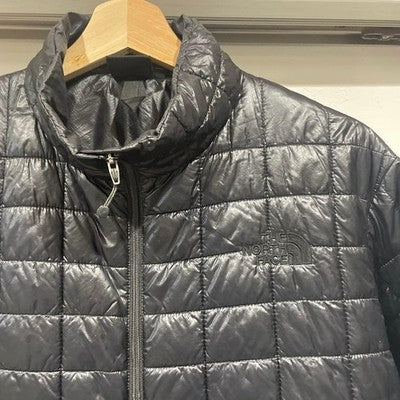 size XL The North Face Red Point Light Jacket NY17105 padded jacket Black