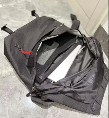 See description colors ARC'TERYX Arcteryx GRANVILLE 10L Courier BAG Shoulder bag