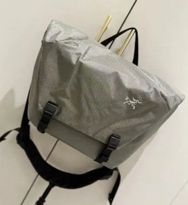 See description colors ARC'TERYX Arcteryx GRANVILLE 10L Courier BAG Shoulder bag