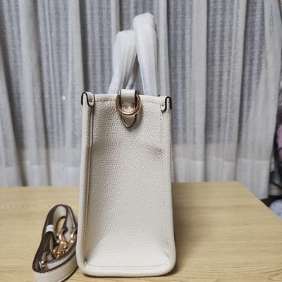 Coach x Peanuts CE850 Snoopy Collaboration Tote Shoulder Bag Chalk Women's