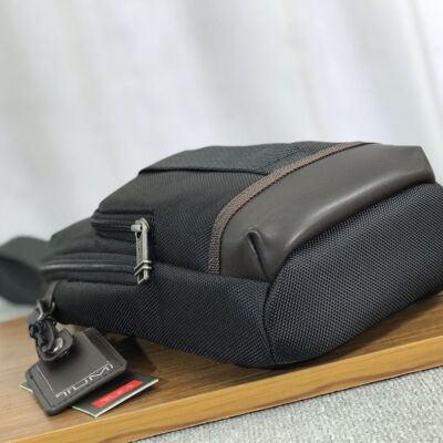 tumi Deluxe Brief Pack Shoulder Bag Business Nylon Black 2223402