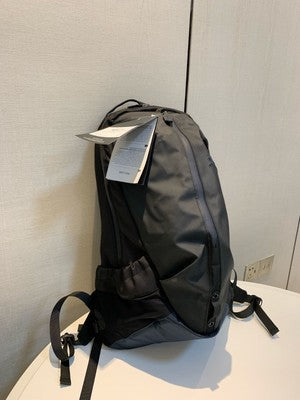 ARC'TERYX ARRO 22 BACKPACK Waterproof water repellent camping Black and gray