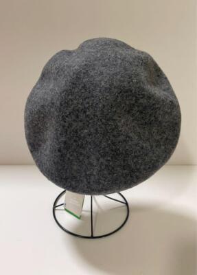 check description chose color Vivienne Westwood Beret hat Beige wool embroidery