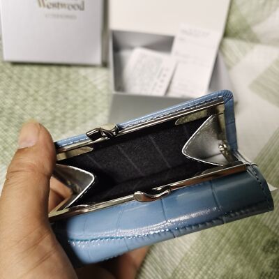 see description chose 2colors Vivienne Westwood Wallet Purse Tri-fold C489520
