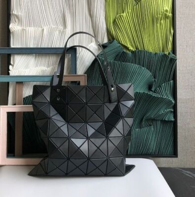 BAO BAO Issey Miyake Lucent Matte Tote Bag From Japan 34 x34 cm Blacksp