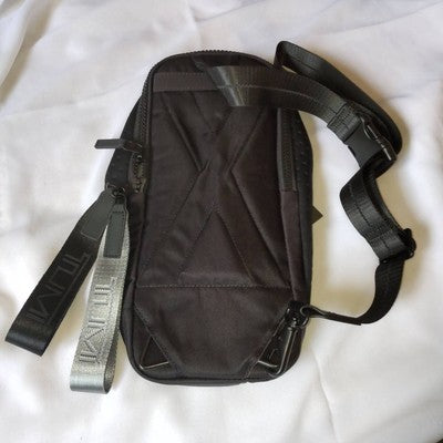 TUMI TAHOE Bozeman Sling Body Bag 798675 Black Shoulder Rare Modedp