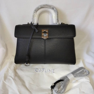 cafune shoulder bag. Large black b001 for women, comes with storage bag,