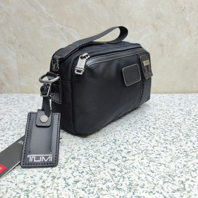 tumi 9223406 Multifunctional Shoulder Bag 2-way Clutch Bag Leather