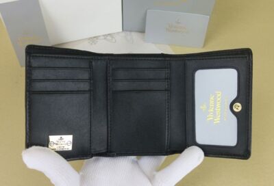 Vivienne Westwood clasp wallet Multi-Card Pocket  Snap button closure Leather