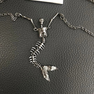 Vivienne Westwood Mermaid Ariel Skull Necklace Silver Chain 80cm Box included