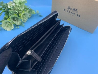 COACH Long Wallet Wallet SNOOPY Black Accordion Gift Fashion Women Men F53773