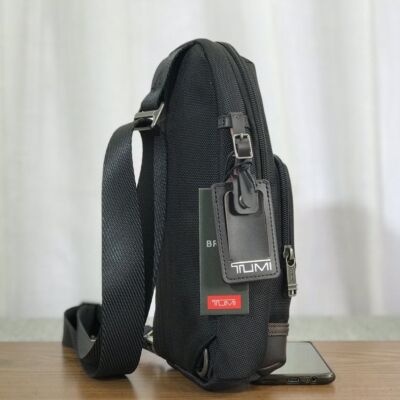 tumi Deluxe Brief Pack Shoulder Bag Business Nylon Black 2223402