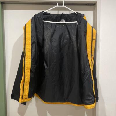 Size L THE NORTH FACE Mountain Light Jacket NP11834 Mountain Light Jacket Yellow