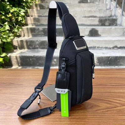 tumi Esports Pro Sling Alpha BRAVO Crossbody Bag Black Outlet 02325002D