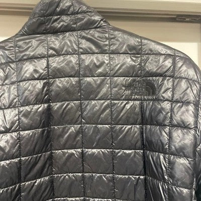 size XL The North Face Red Point Light Jacket NY17105 padded jacket Black