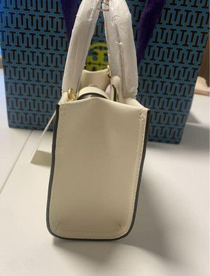 Tory Burch white handbag Shoulder Strap Leather Magnetic snap closure bridge