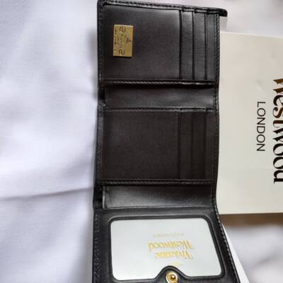 Vivienne Westwood clasp wallet Multi-Card Pocket  Snap button closure Leather