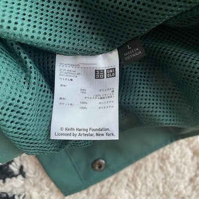 see description Uniqlo Keith Haring SUBWAY DRAWINGS Coach Jacket Green Size XS