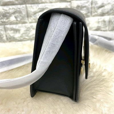 CAFUNE Pendulum Shoulder Bag Crossbody bag Leather Black Gold hardware