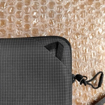 New unused The North Face Hazy Wallet NM82460 Graphite Gray 2025