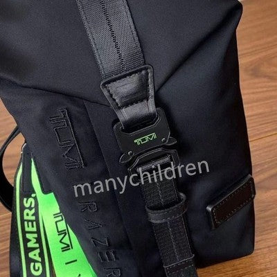tumi TAHOE Bozeman Sling Body Bag Black One Shoulder Rare Model 798701DGR