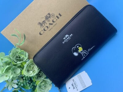 COACH Long Wallet Wallet SNOOPY Black Accordion Gift Fashion Women Men F53773
