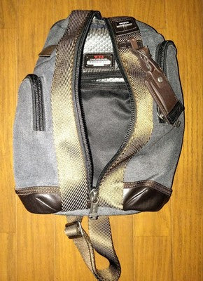 tumi Mont Blanc Sling Bag One-Shoulder Body Bag 2WAY size magnetic strap Black