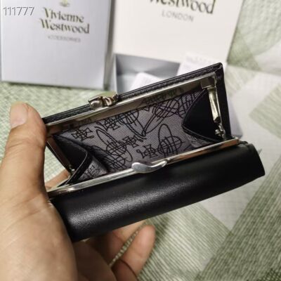 see description chose 2colors Vivienne Westwood Wallet Purse Tri-fold C489520