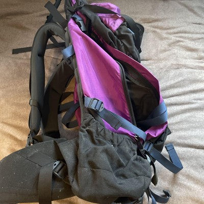 ARC'TERYX BOR 70 Arc'teryx Backpack Out of print rare Black & Purple